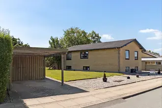 Villa på Astersvej 18, 9330 Dronninglund