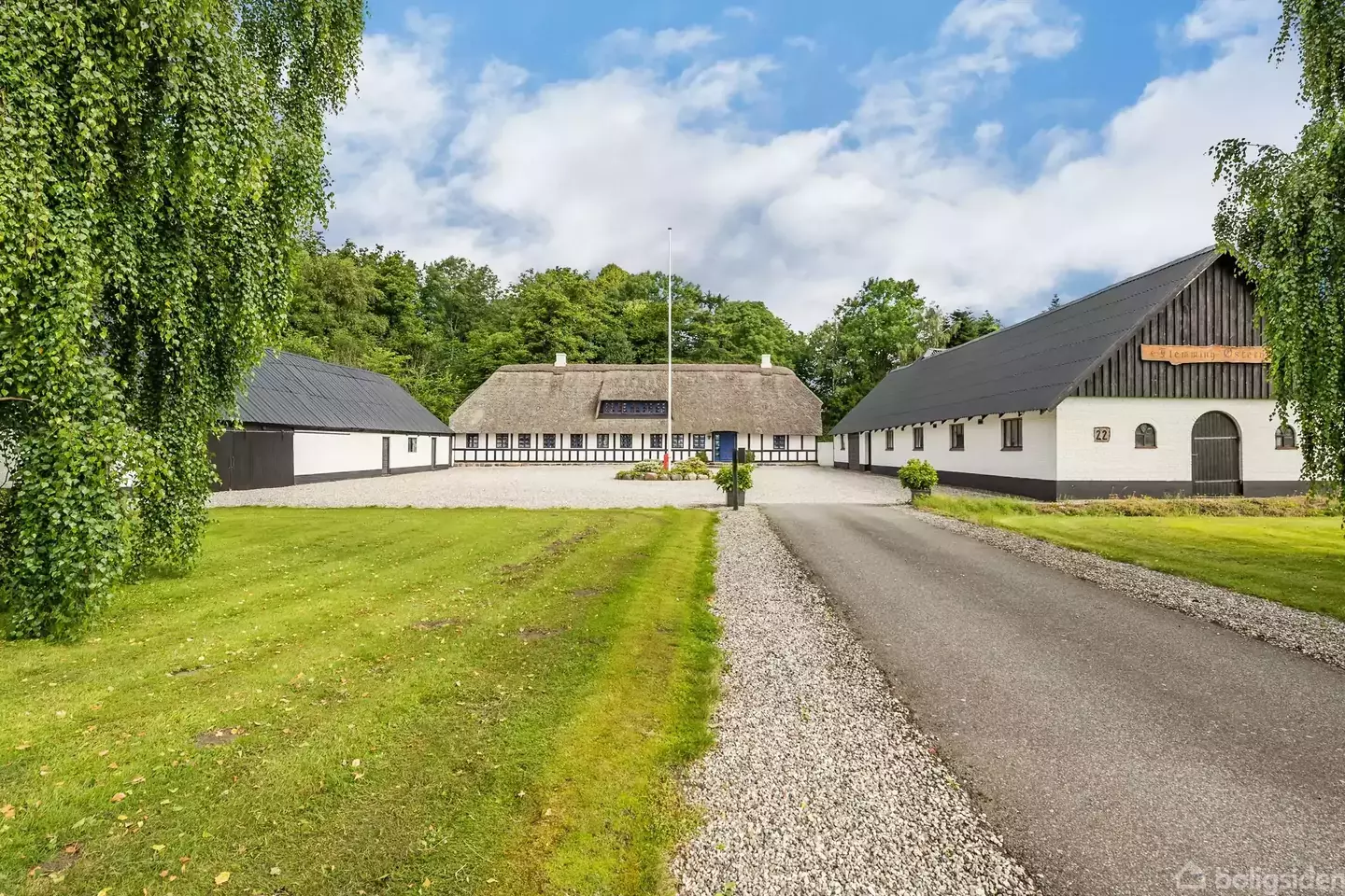 Landejendom på Flemmingvej 22, 8762 Flemming
