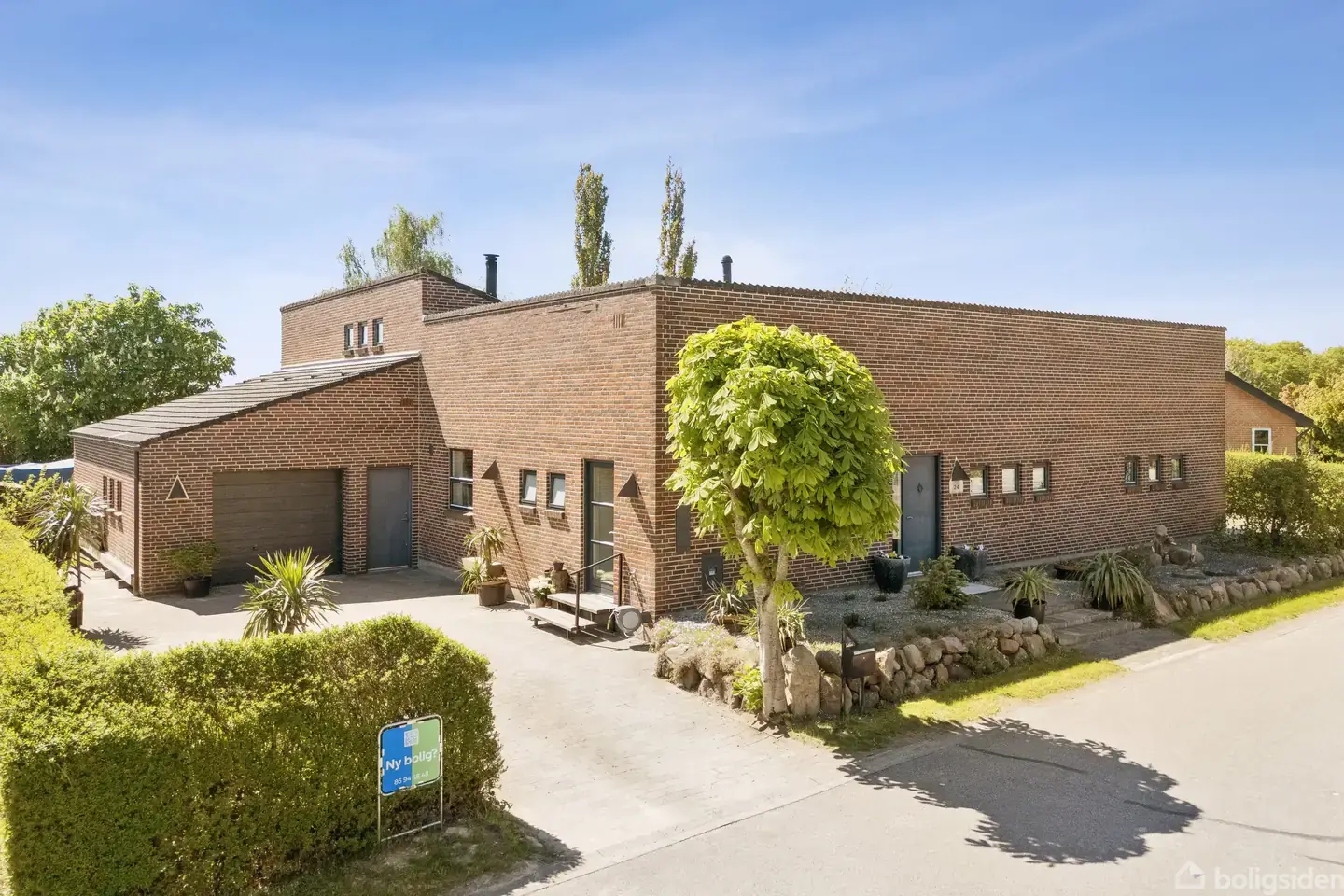 Unik villa med udsigt, ro og plads til familien