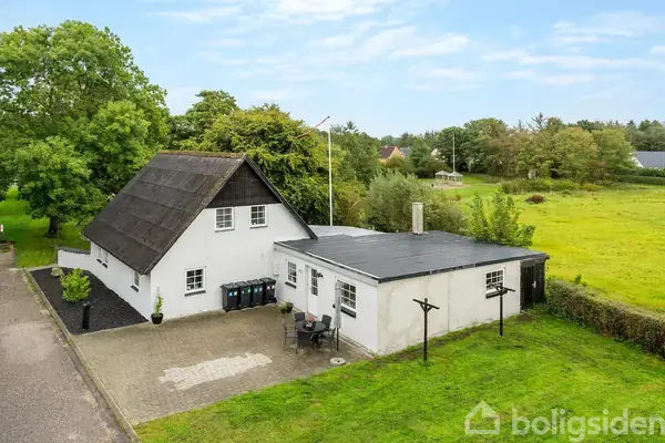 Villa på Sjøstrupvej 72, 9600 Aars