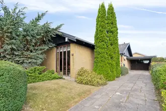 Villa på Kirkelundvej 35, Bellinge, 5250 Odense SV