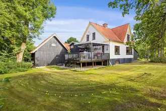 Villa på Hvalpsundvej 34, Hedegårde, 9240 Nibe