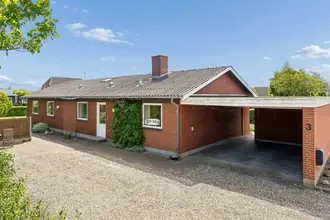 Villa på Nybovej 3, Stadil, 6980 Tim