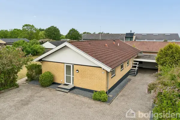 Villa på Galgehøjvej 10, 8831 Løgstrup