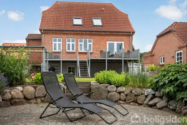 Villa på Hovedgaden 48, 8860 Ulstrup