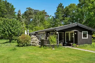 Fritidshus på Vestre Skovlyvej 25, Overby Lyng, 4583 Sjællands Odde