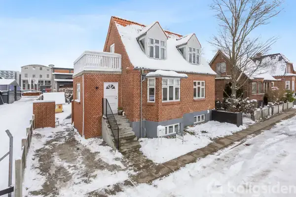 Villa på Strand Alle 9, 9400 Nørresundby