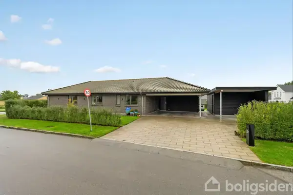 Villa på Riddersporen 2, 5220 Odense SØ