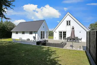 Villa på Yderholmvej 22, Solrød, 2680 Solrød Strand