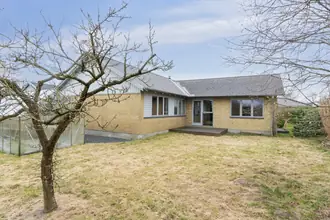 Villa på Markledet 13, Birkum, 5220 Odense SØ