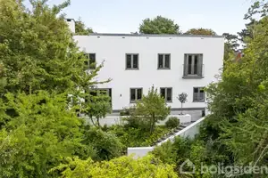 Villa på Hvidørevej 30, 2930 Klampenborg
