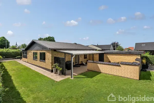 Villa på Bomvej 6, 7182 Bredsten