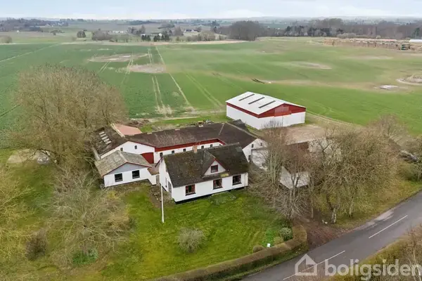 Landejendom på Borupvej 3, 4300 Holbæk