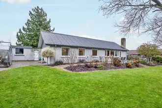 Villa på Hasselhaven 83, 8520 Lystrup
