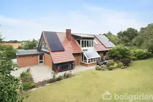 Villa på Sarpsborgvej 144, 7600 Struer