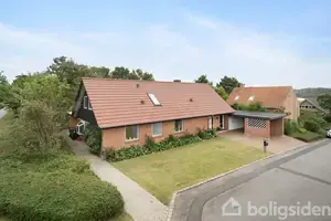 Villa på Sarpsborgvej 144, 7600 Struer