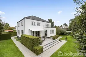 Villa på Slotsvej 28, 2920 Charlottenlund