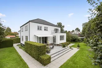 Villa på Slotsvej 28, 2920 Charlottenlund