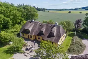 Landejendom på Allerupvej 41, 9320 Hjallerup