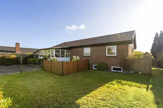 Villa på Fløjtevej 6, 8940 Randers SV