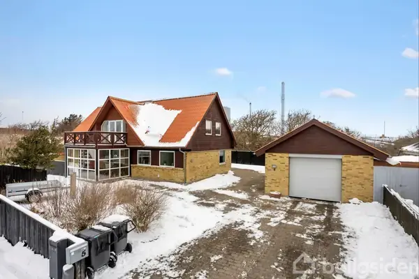 Villa på Syrenvej 5, 9480 Løkken