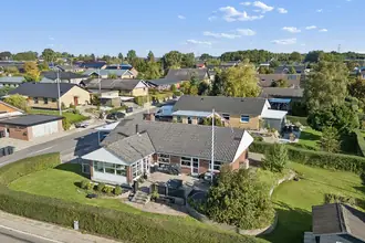 Villa på Jeppe Aakjærs Vej 2, Selling, 8370 Hadsten