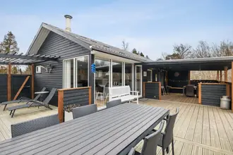 Fritidshus på Slyngelen 11, Hou, 9370 Hals