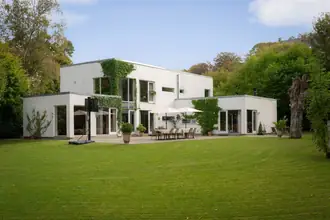 Villa på Holmevej 9, 2950 Vedbæk