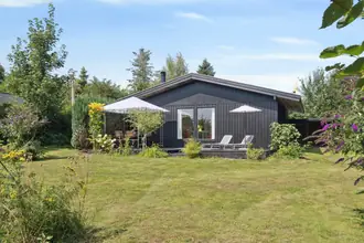 Fritidshus på Cikorievej 8, 4750 Lundby