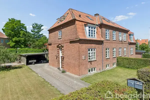 Villa på Duebrødrevej 12, 9000 Aalborg