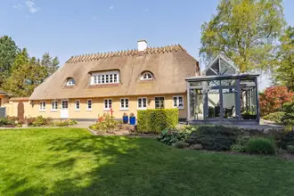 Landejendom på Holmdrupvej 6, Tved, 5700 Svendborg