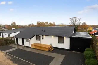 Villa på Nibevej 4, 8940 Randers SV