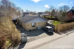 Villa på Smedegade 16, 7362 Hampen