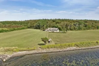 Landejendom på Vornæs Skovvej 28, Tåsinge, 5700 Svendborg