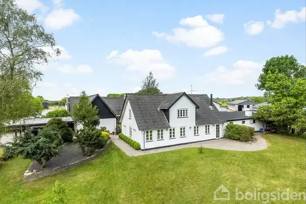 Landejendom på Kallehavevej 4, 8940 Randers SV