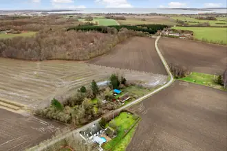 Villa på Nedermarken 6, 4735 Mern