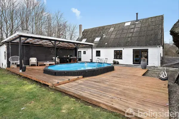 Villa på Nedermarken 6, 4735 Mern