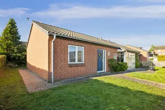 Rækkehus på Segaltvej 77, Løgten, 8541 Skødstrup