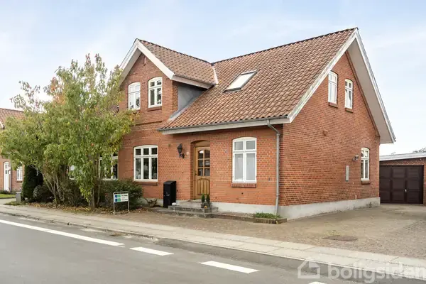 Villa på Vardevej 43, 6800 Varde