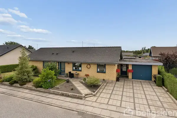 Villa på Chr Winthers Vej 4, 8723 Løsning