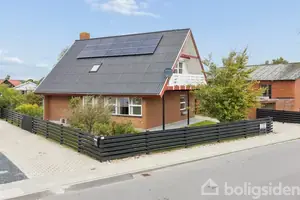 Villa på Stationsvej 34, 9970 Strandby