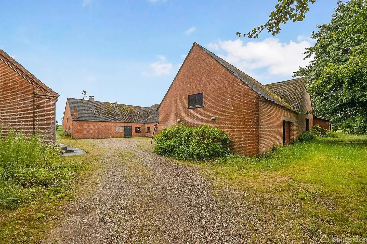 FLOT FRITIDSLANDBRUG MED CA. 3,6 HA JORD