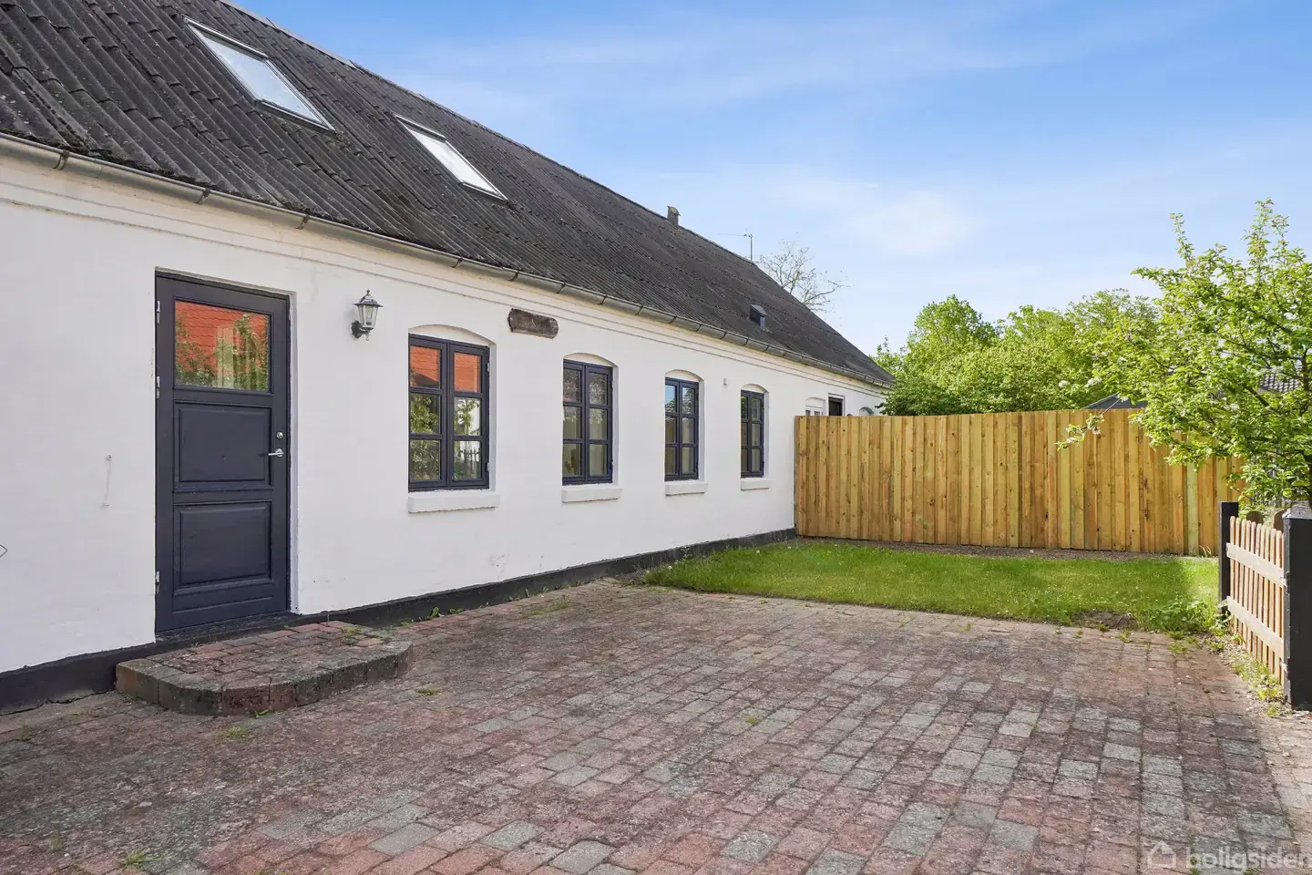Charmerende ejendom nær vandet i Lyndby