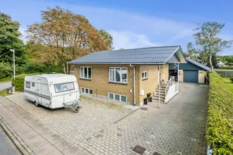Villa på Søvej 16, 7362 Hampen