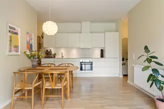 Ejerlejlighed på Østre Skovvej 12E, -1. tv., 8240