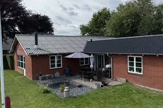 Villa på Skolevej 9, Nr Felding, 7500 Holstebro