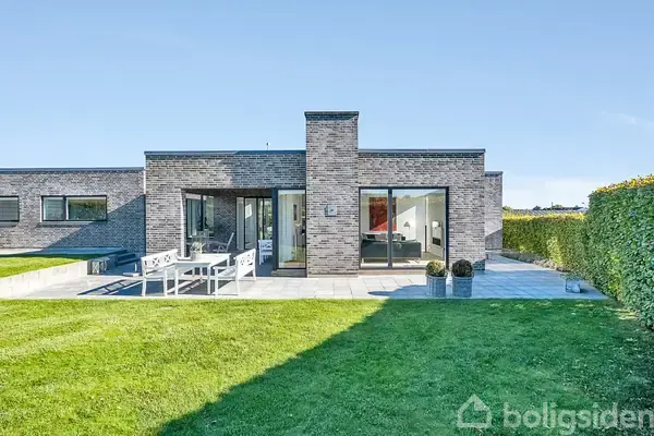 Villa på Elmehaven 24, 8520 Lystrup