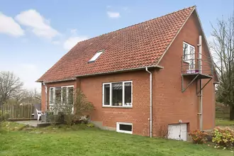 Villa på Skolegade 4, 8766 Nørre Snede