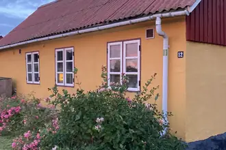 Fritidshus på Petersborgvej 12, Klemensker, 3782 Klemensker