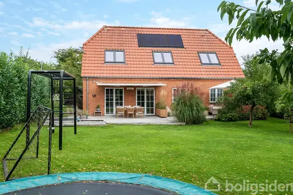 Villa på Brovænget 24, 2830 Virum